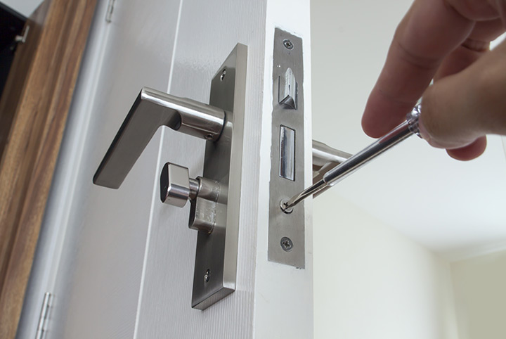 Our local locksmiths are able to repair and install door locks for properties in Teddington and the local area.